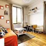 Charming Appart Montmartre By Guestready