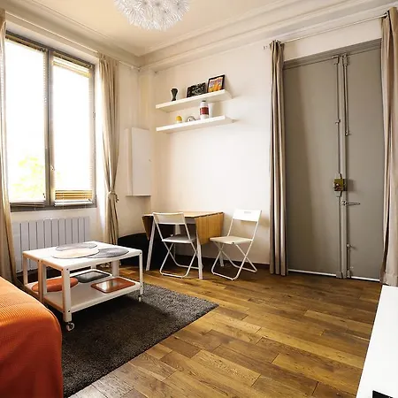 Apartment Charming Appart Montmartre By Guestready *